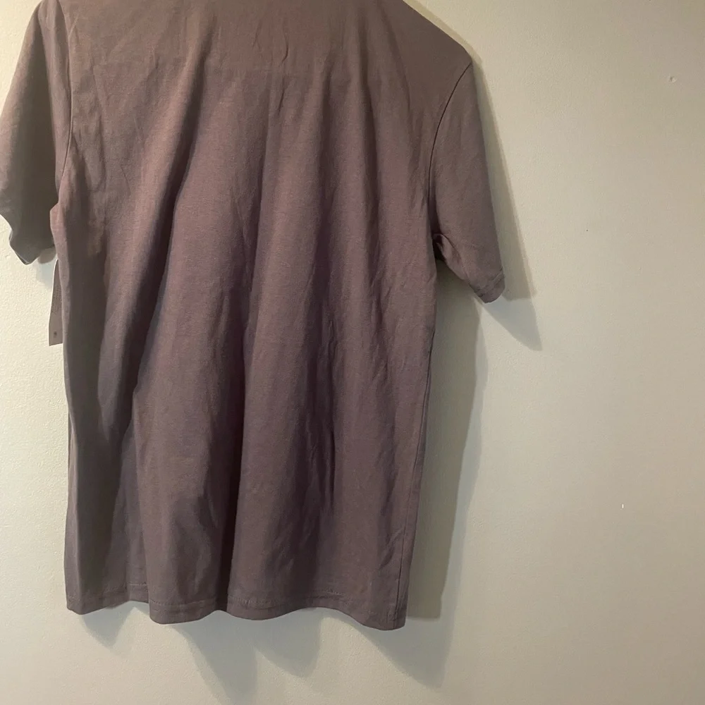 Hello Kitty &friend graphic tee charcoal gray size XL , NWT